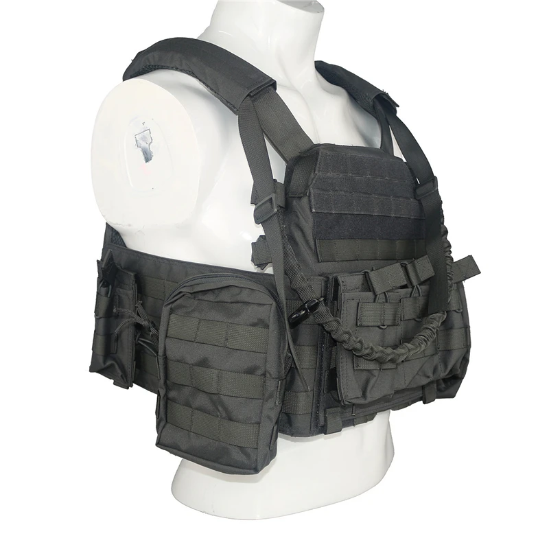 Modular Tactical Vest with Detachable Pouches